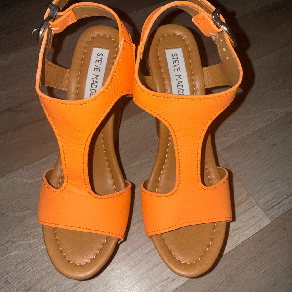 Steve Madden Vibrant Orange Sandals